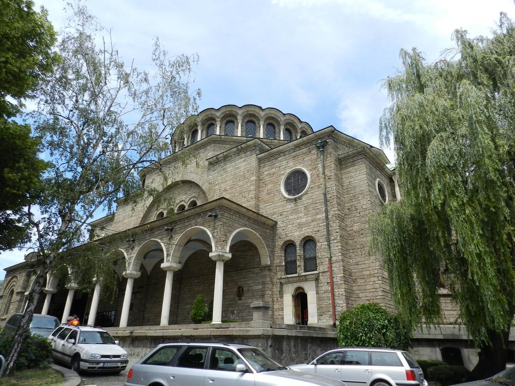 Central Hotel Sofia - Free Parking Nearby 350M